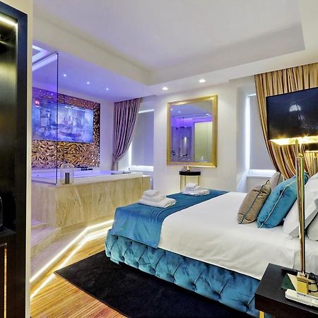 Trevi Diamond Luxury Suites & Jacuzzi ローマ エクステリア 写真
