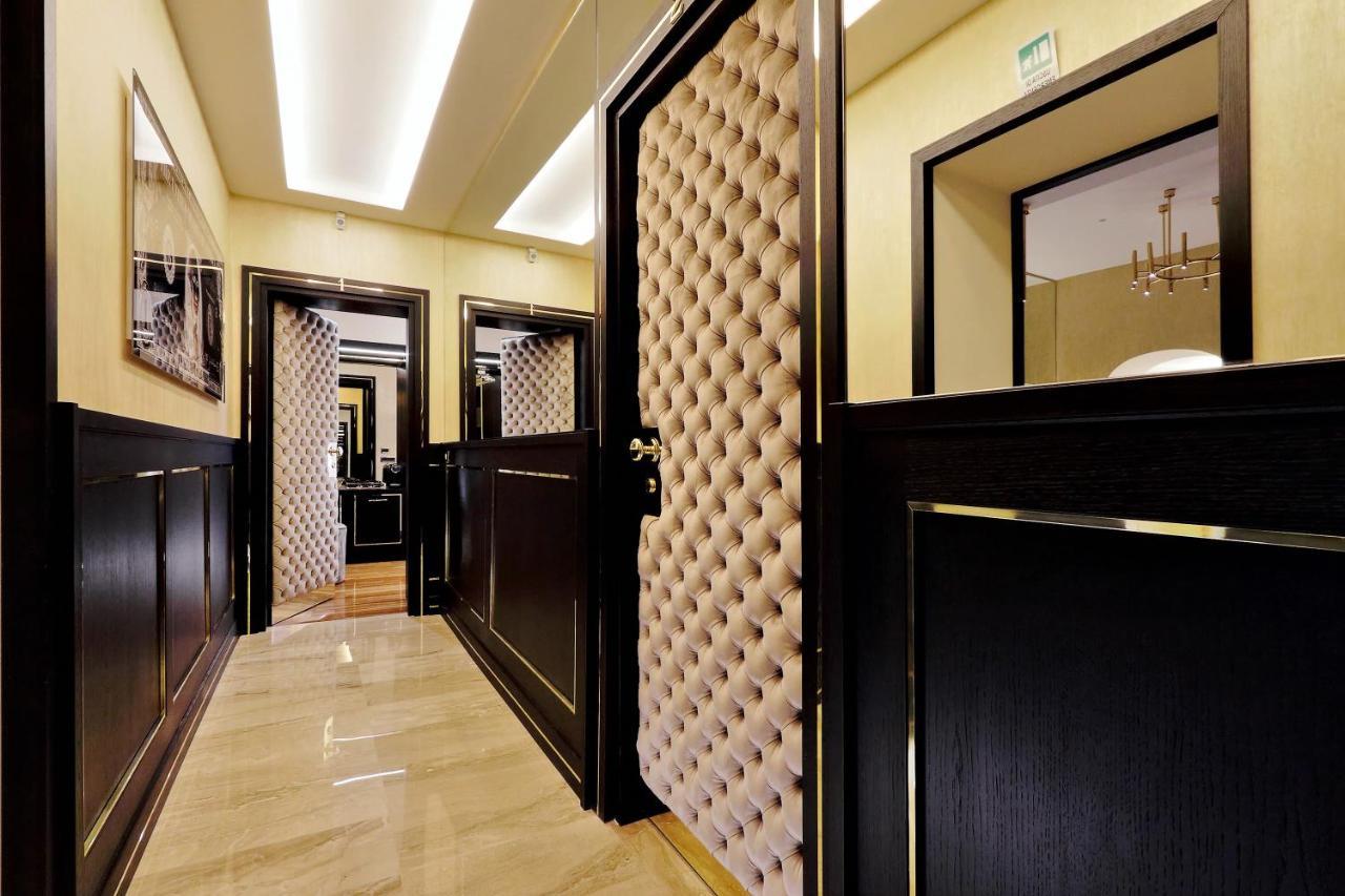 Trevi Diamond Luxury Suites & Jacuzzi ローマ エクステリア 写真