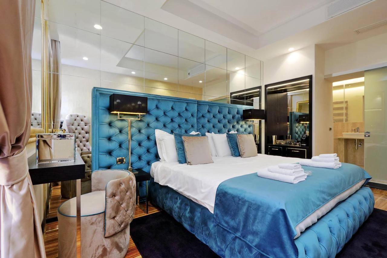 Trevi Diamond Luxury Suites & Jacuzzi ローマ エクステリア 写真